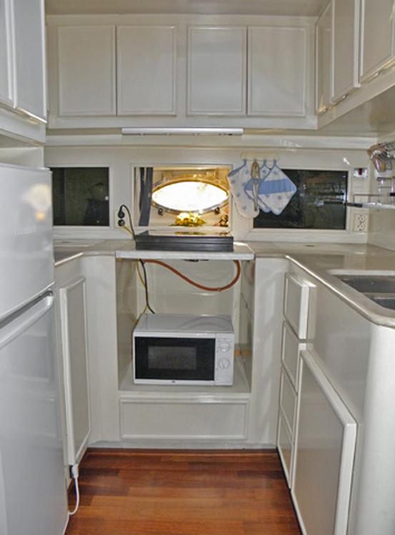 Vorschiff, Innenausstattung